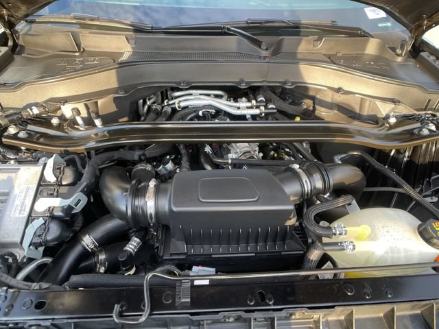 Certified 2025 Ford Explorer ST AWD/4WD image 10