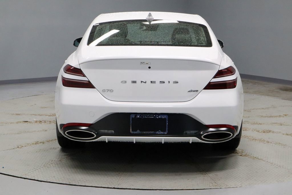 Used 2024 Genesis G70 2.5T AWD/4WD image 12