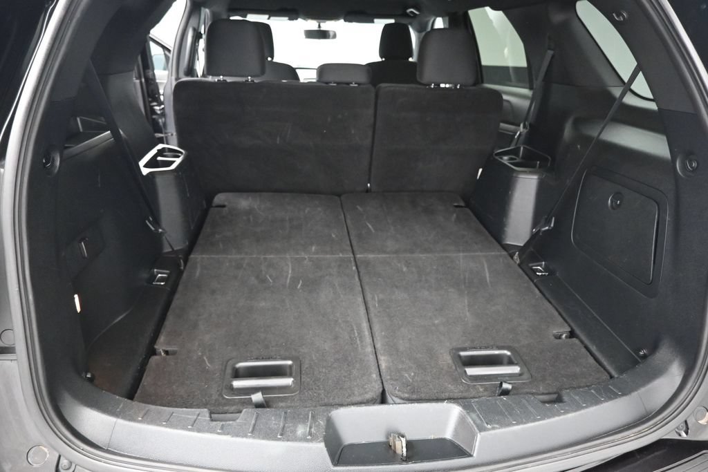 Certified 2019 Ford Explorer XLT FWD image 10