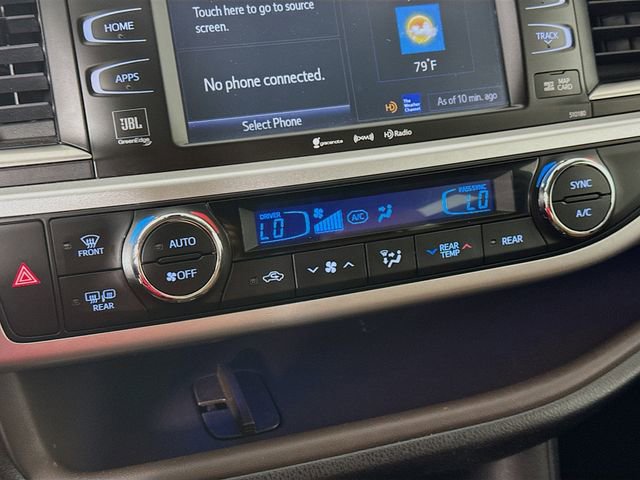 Used 2017 Toyota Highlander Limited Platinum image 18