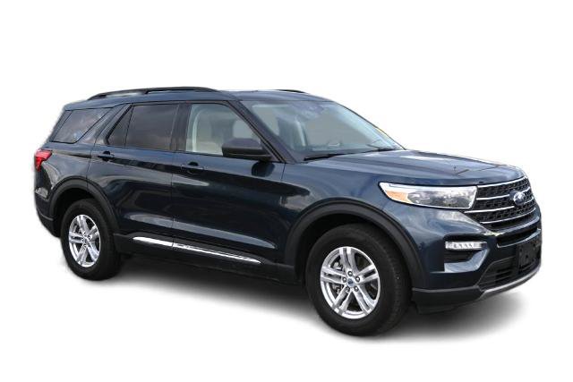 Certified 2023 Ford Explorer XLT w/ Equipment Group 202A AWD/4WD image 3