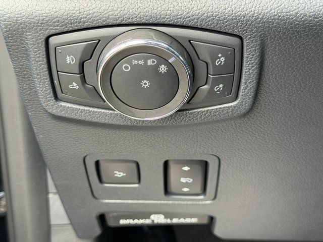 Certified 2022 Ford F350 Platinum AWD/4WD image 22