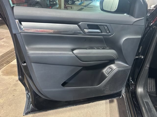 Used 2026 GMC Terrain Elevation w/ Elevation Premium Package AWD/4WD image 16