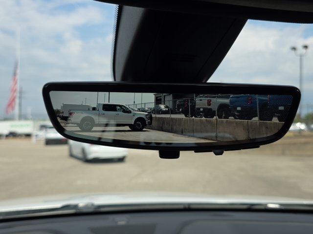 Used 2022 Chevrolet Traverse Premier FWD image 29