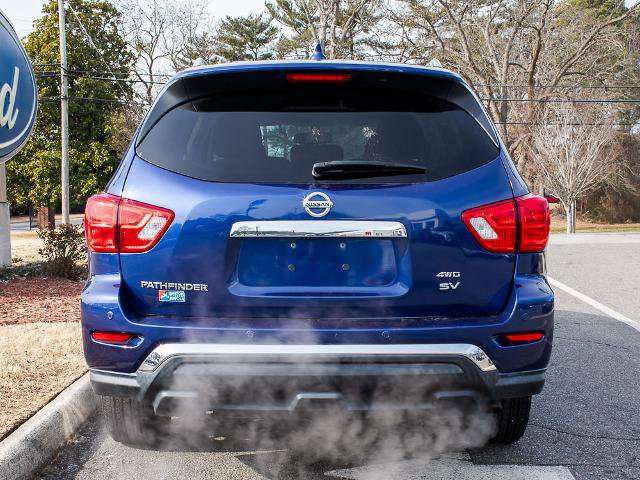 Used 2019 Nissan Pathfinder SV image 4