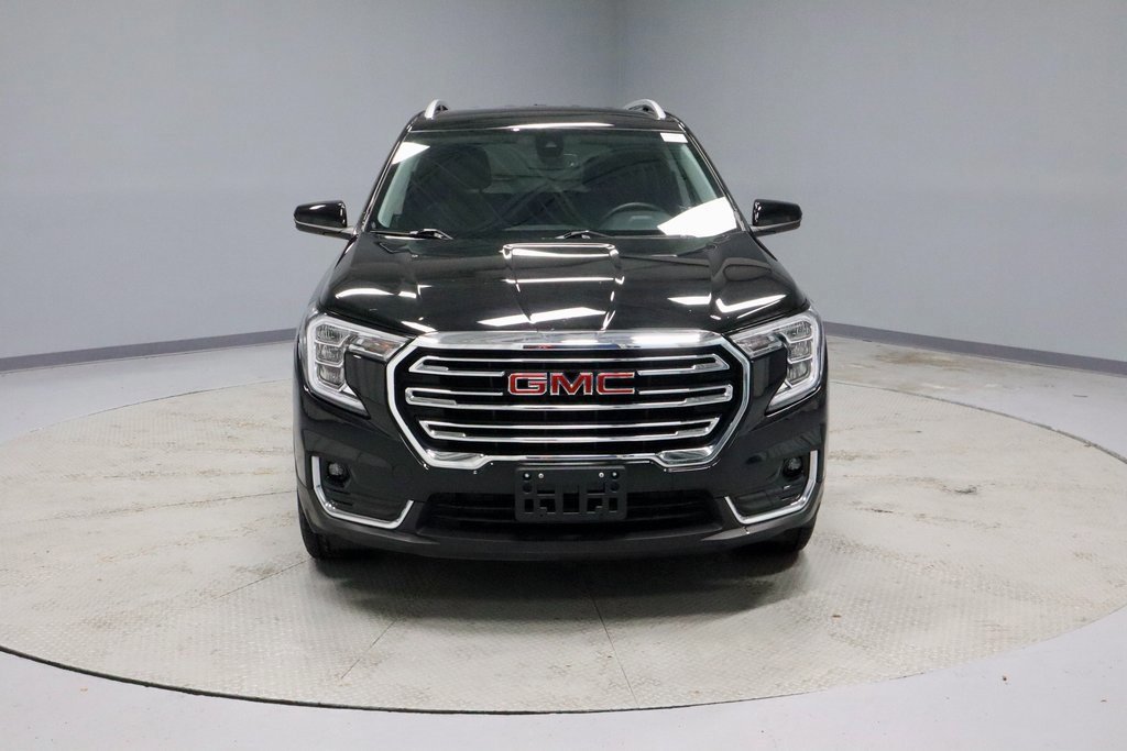 Used 2024 GMC Terrain SLT image 8