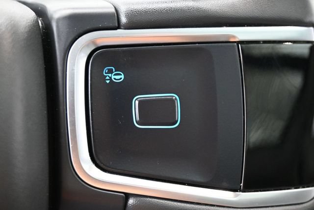 Certified 2025 Ford Expedition Active AWD/4WD image 17