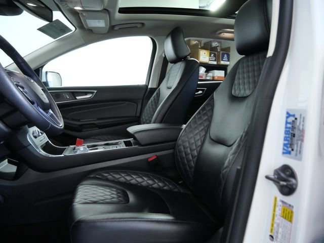 Certified 2024 Ford Edge Titanium w/ Equipment Group 301A image 17