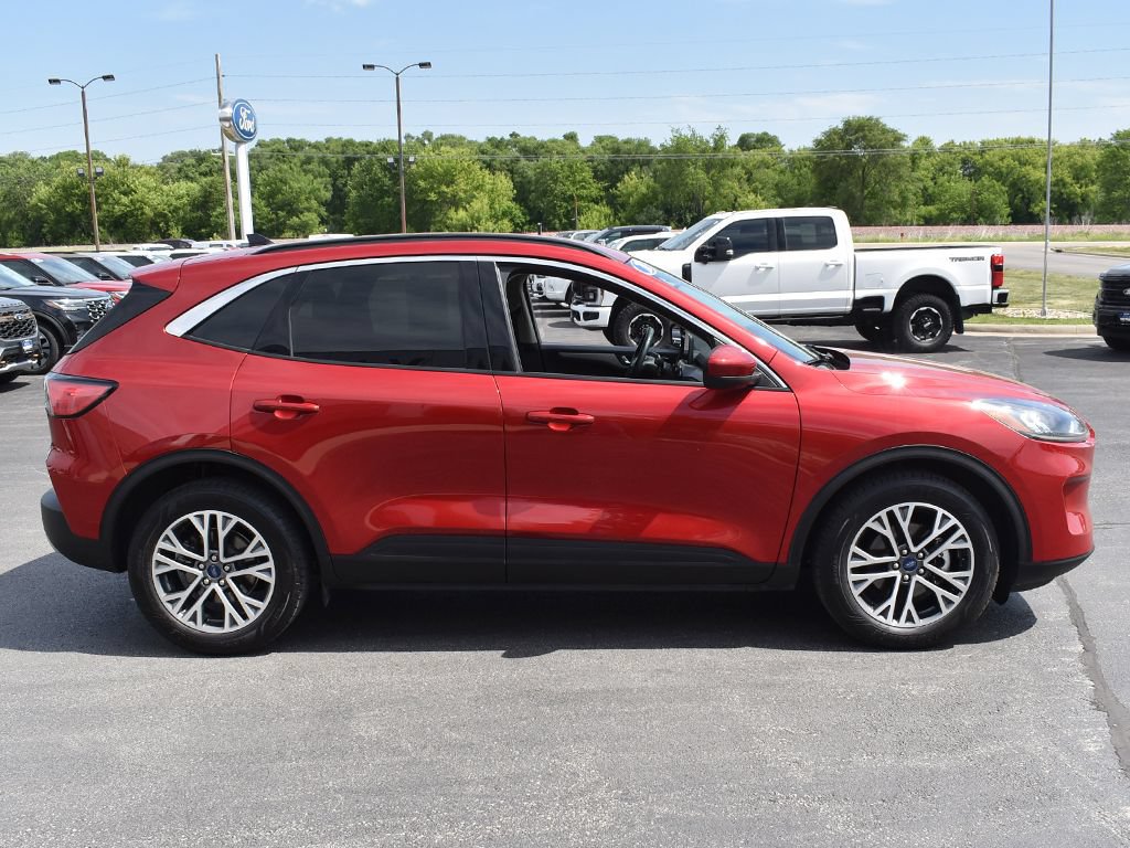 Certified 2020 Ford Escape SEL FWD image 13