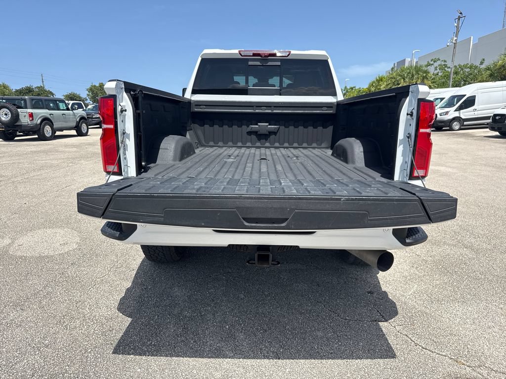 Used 2024 Chevrolet Silverado 2500 LTZ w/ LTZ Plus Package AWD/4WD image 29