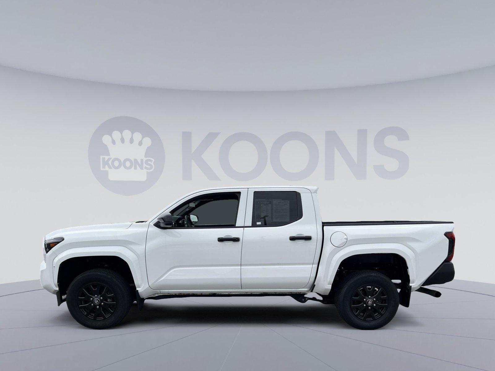 Used 2024 Toyota Tacoma SR RWD image 13
