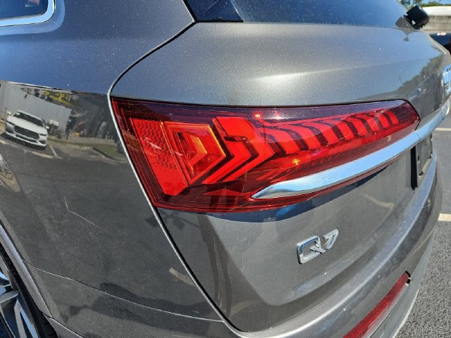 Used 2020 Audi Q7 3.0T Prestige AWD/4WD image 36