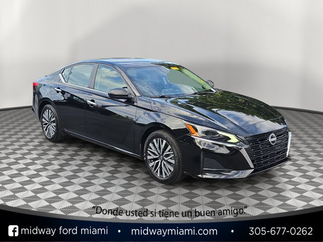 Used 2025 Nissan Altima 2.5 SV