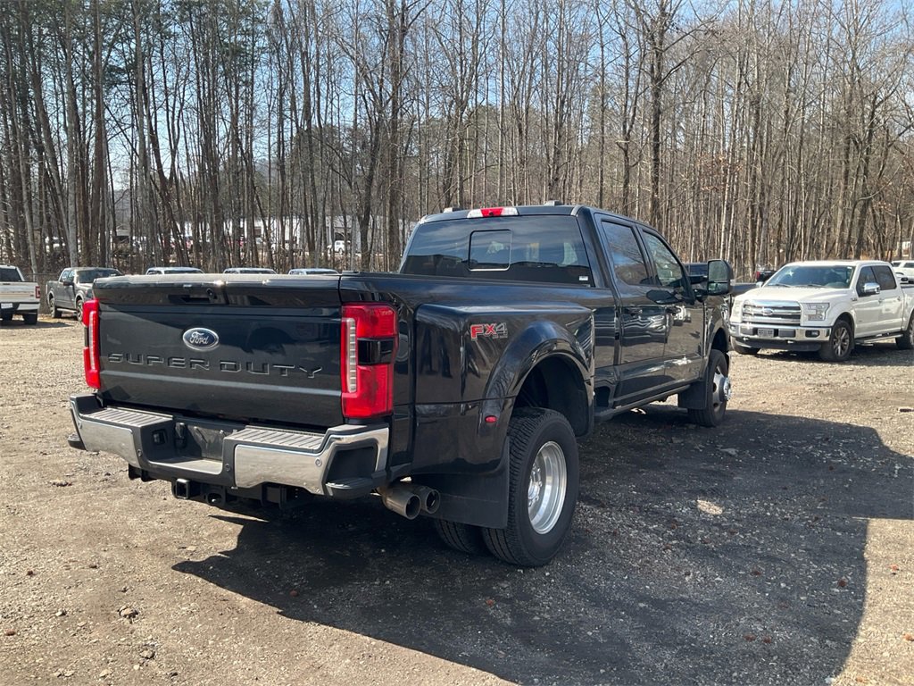 Certified 2024 Ford F350 Lariat w/ Lariat Ultimate Package image 3