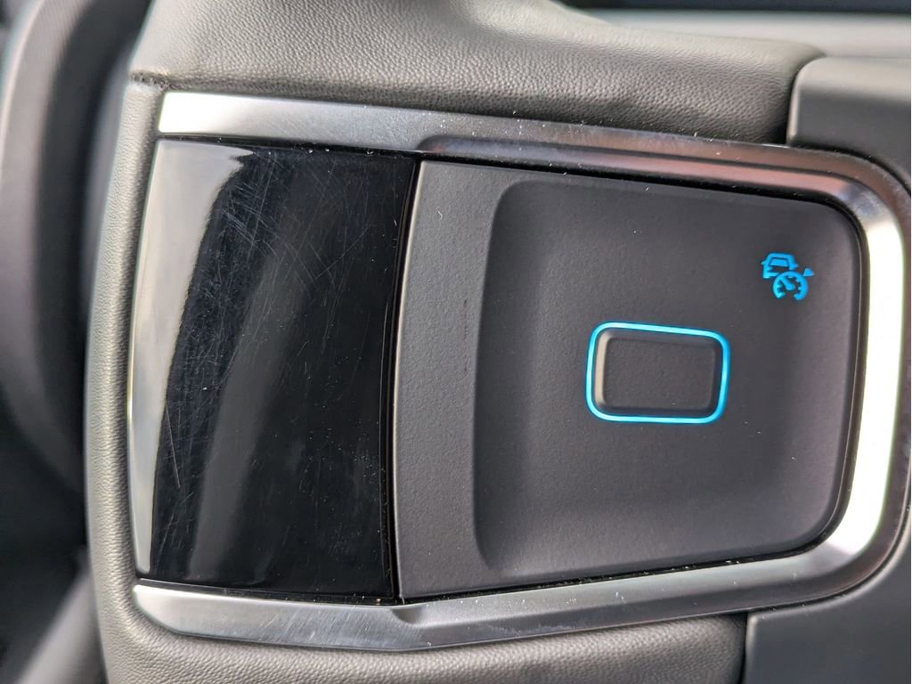 Certified 2025 Ford Expedition Active image 18