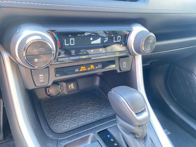 Used 2024 Toyota RAV4 XLE Premium image 31