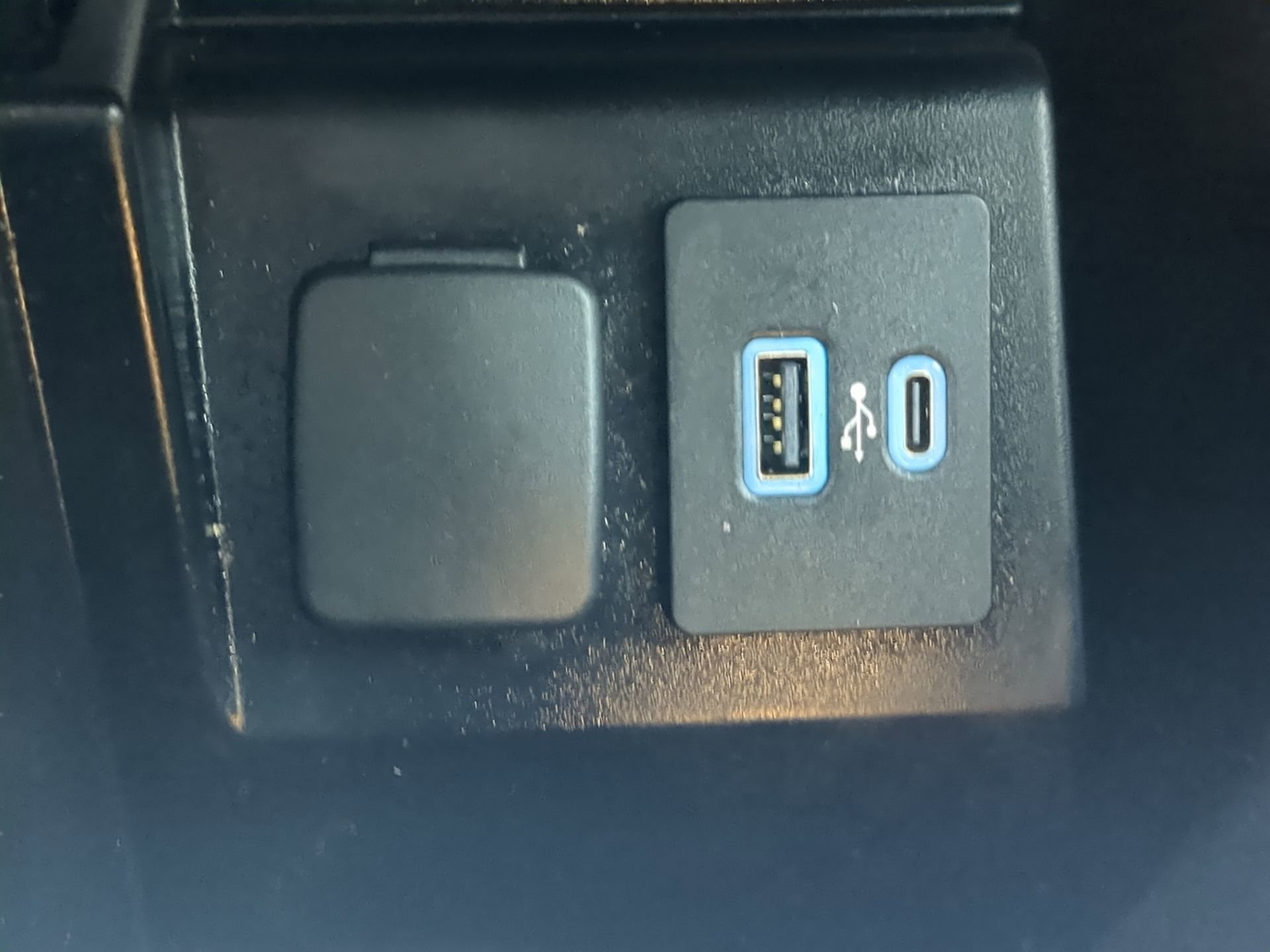 Certified 2021 Ford Explorer 2WD image 60