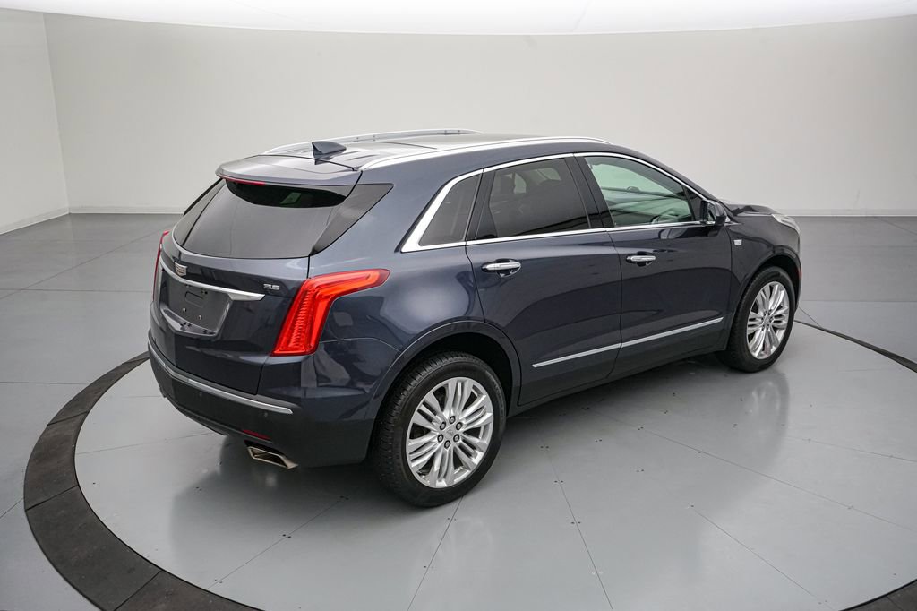 Used 2019 Cadillac XT5 Premium Luxury FWD image 4