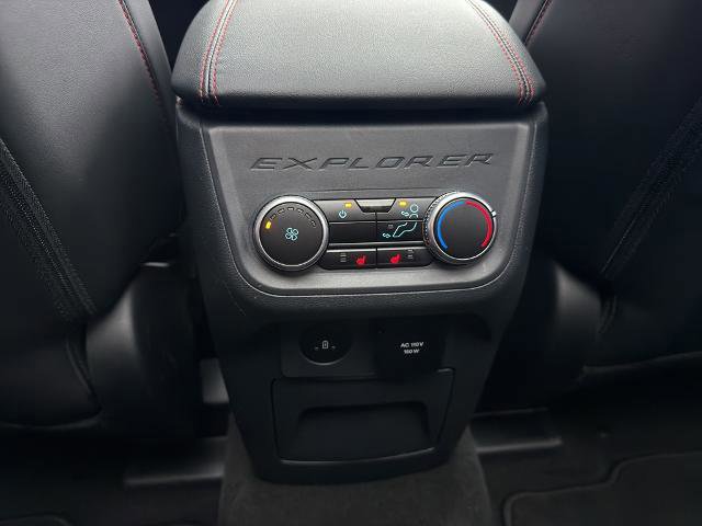 Certified 2025 Ford Explorer ST image 33