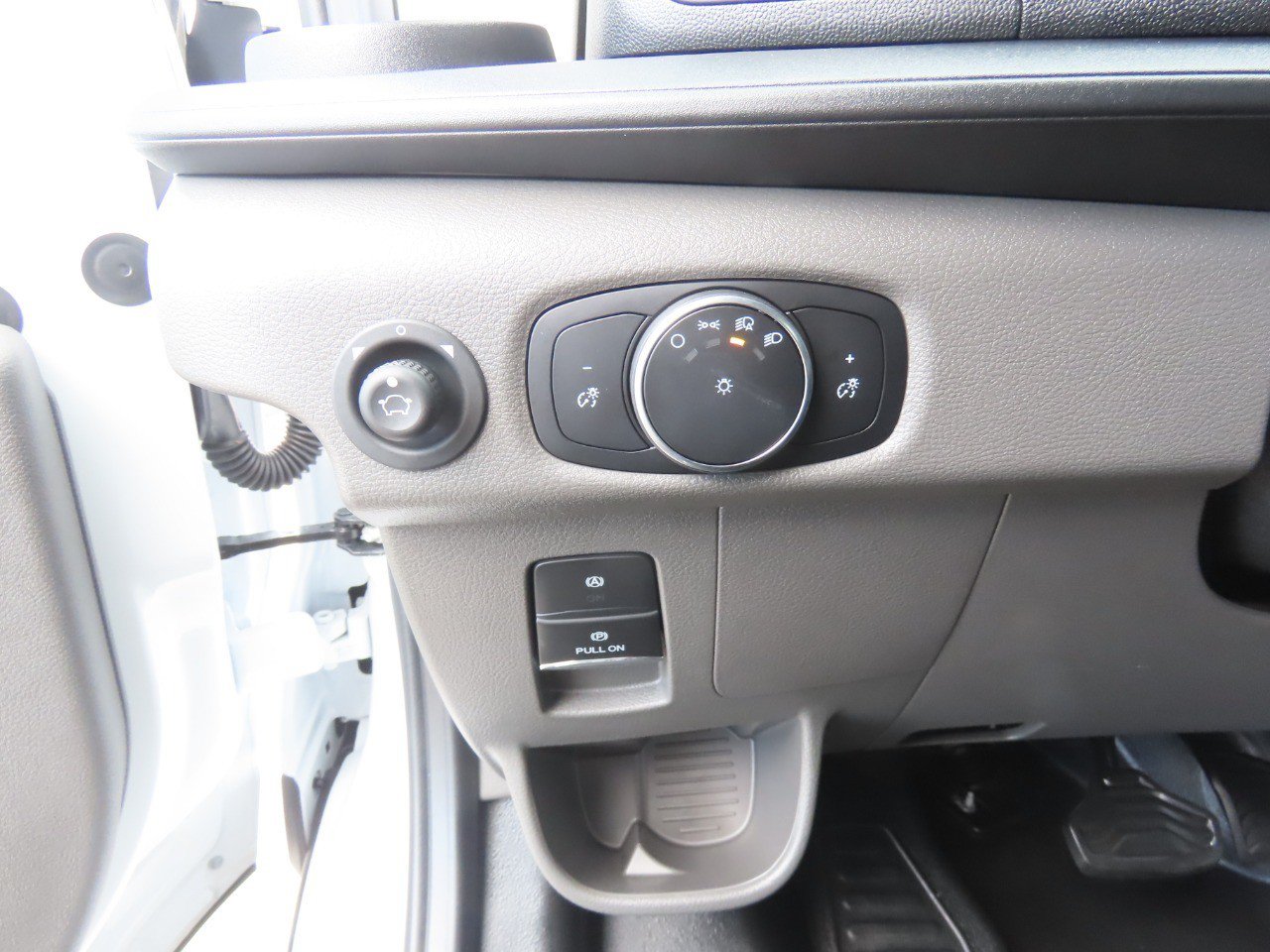 Certified 2026 Ford Transit 250 148 High Roof Extended w/ Load Area Protection Package RWD image 23