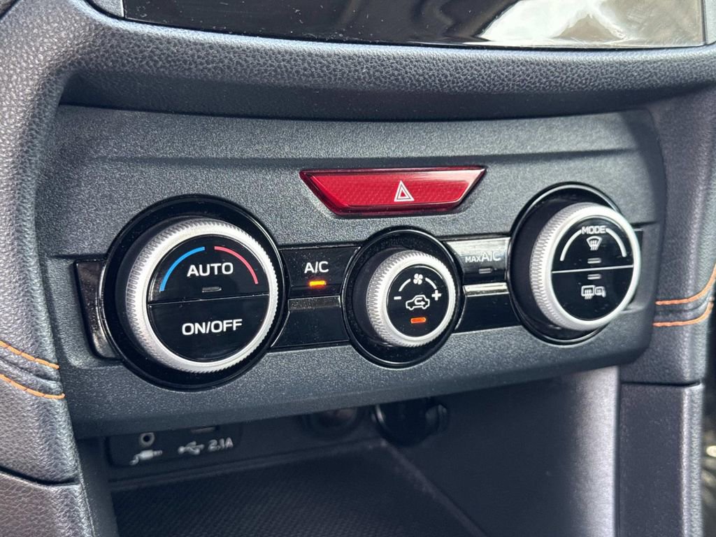 Used 2021 Subaru Crosstrek 2.0i Premium w/ Moonroof Package image 14