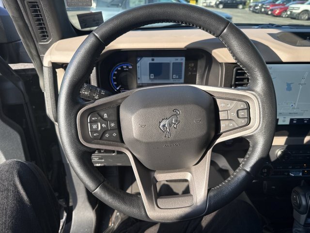 Certified 2023 Ford Bronco Wildtrak AWD/4WD image 27
