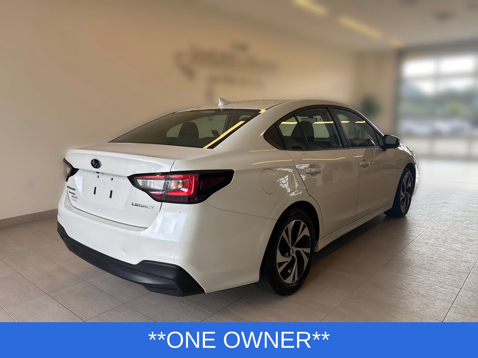 Used 2025 Subaru Legacy Premium w/ Popular Package #1 AWD/4WD image 3