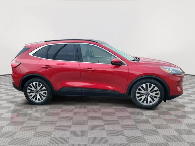 Certified 2020 Ford Escape Titanium FWD image 36
