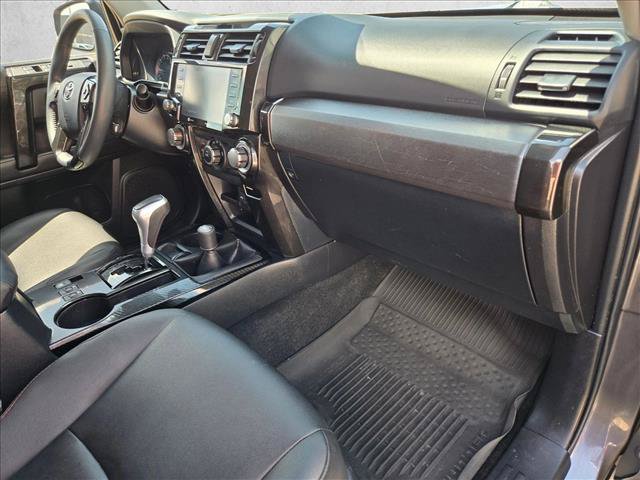 Used 2021 Toyota 4Runner TRD Off-Road Premium w/ Moonroof Package AWD/4WD image 23