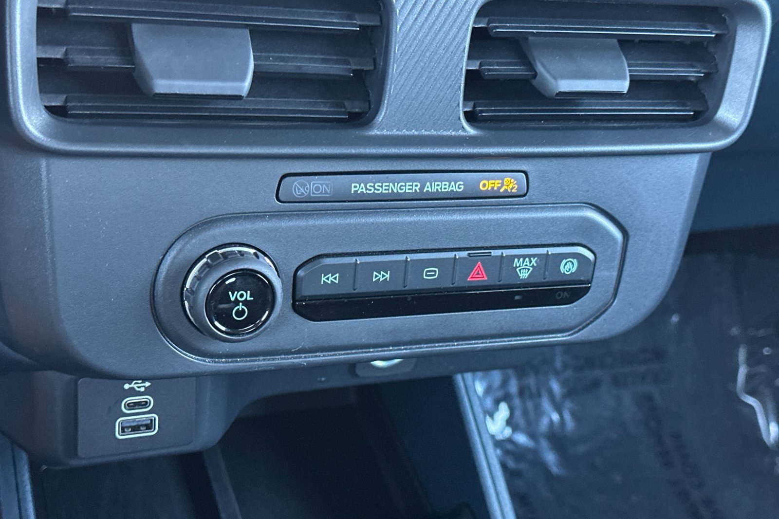 Certified 2026 Ford Maverick XL FWD image 18