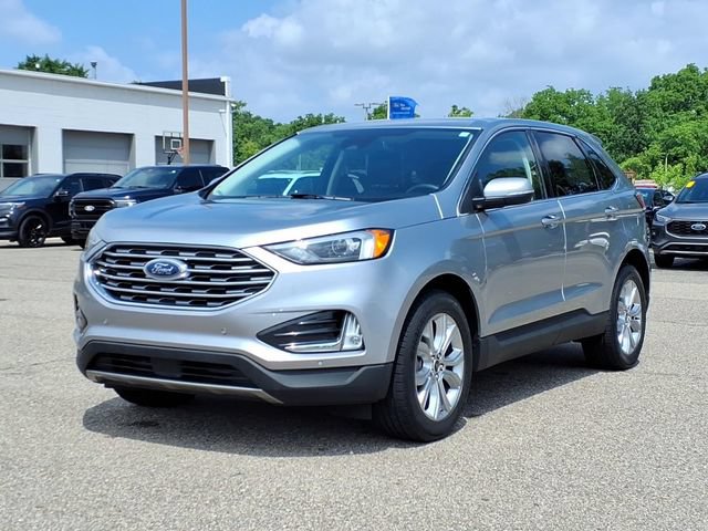 Certified 2023 Ford Edge Titanium w/ Class II Trailer Tow Package AWD/4WD image 3