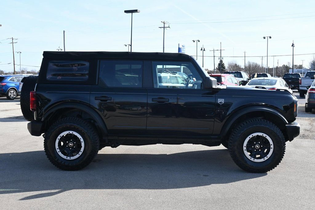 Certified 2022 Ford Bronco Big Bend w/ Sasquatch Package AWD/4WD image 8