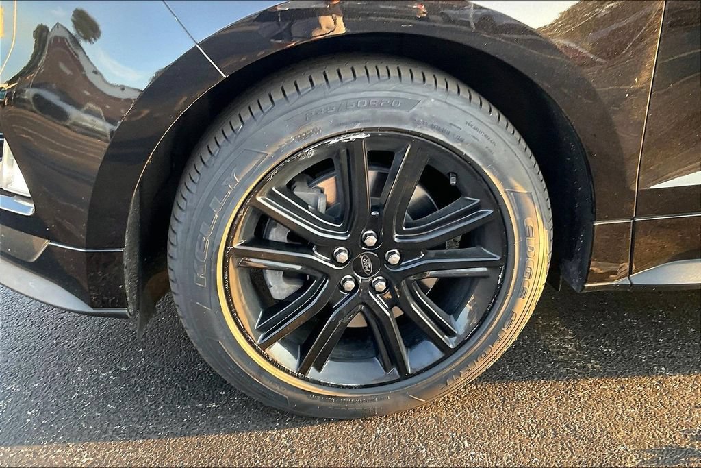 Certified 2021 Ford Edge ST-Line w/ Class II Trailer Tow Package AWD/4WD image 8