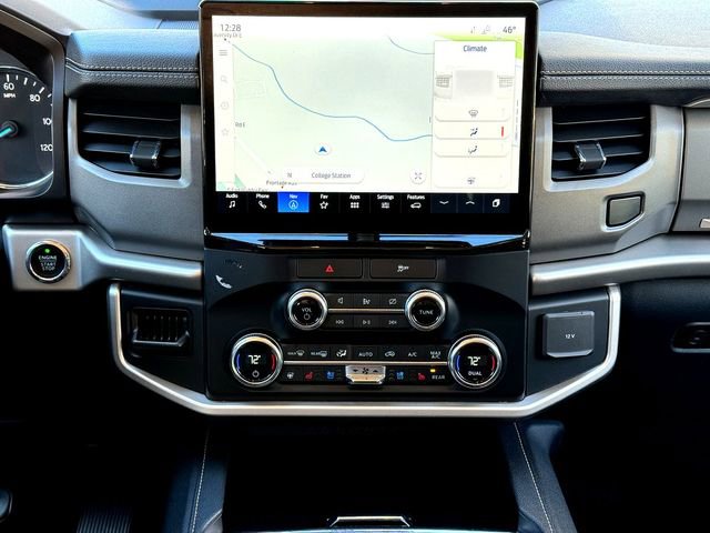 Certified 2022 Ford Expedition XLT image 27