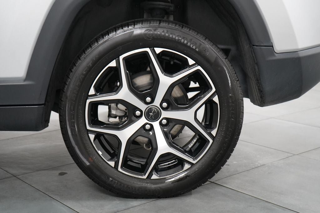 Used 2025 Jeep Compass Limited AWD/4WD image 35