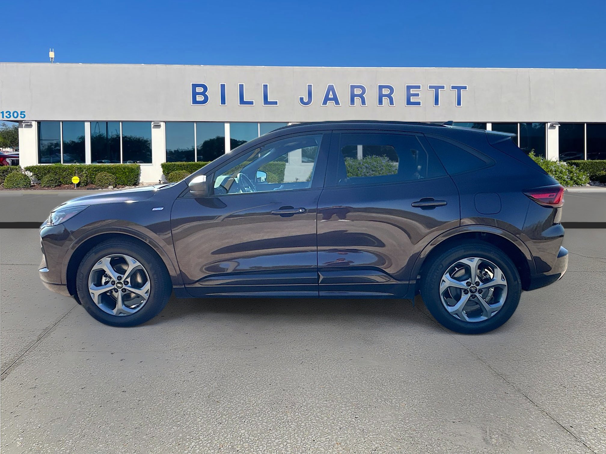 Certified 2023 Ford Escape ST-Line w/ Tech Pack #1 image 2