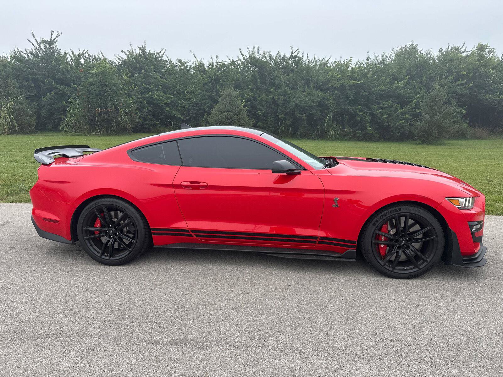 Certified 2021 Ford Mustang Shelby GT500 w/ Technology Package RWD image 14