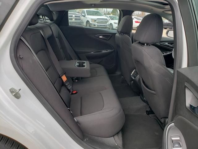 Used 2023 Chevrolet Malibu LT FWD image 19