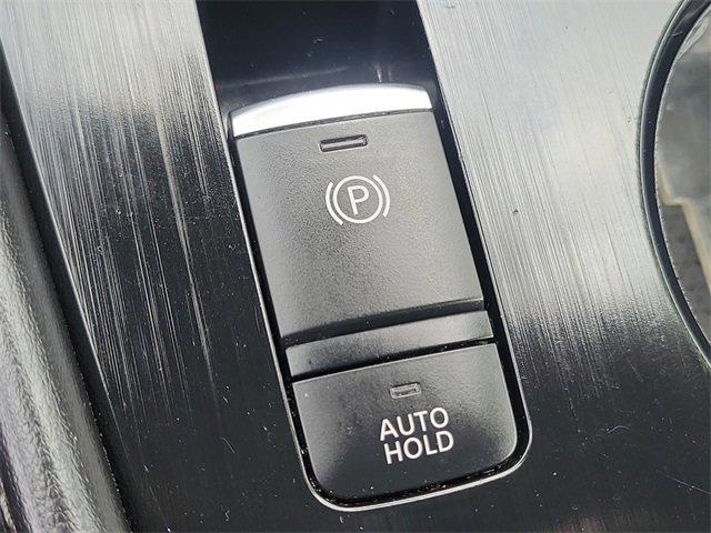 Used 2021 Nissan Rogue Platinum image 17