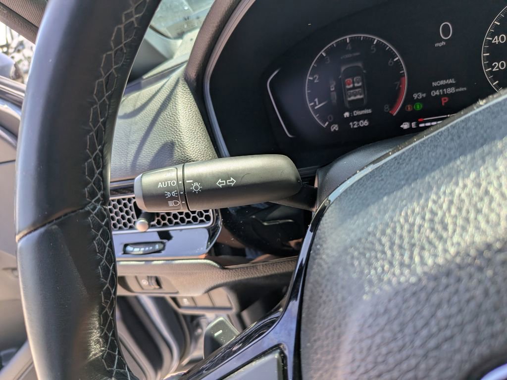 Used 2023 Honda Civic Sport image 32