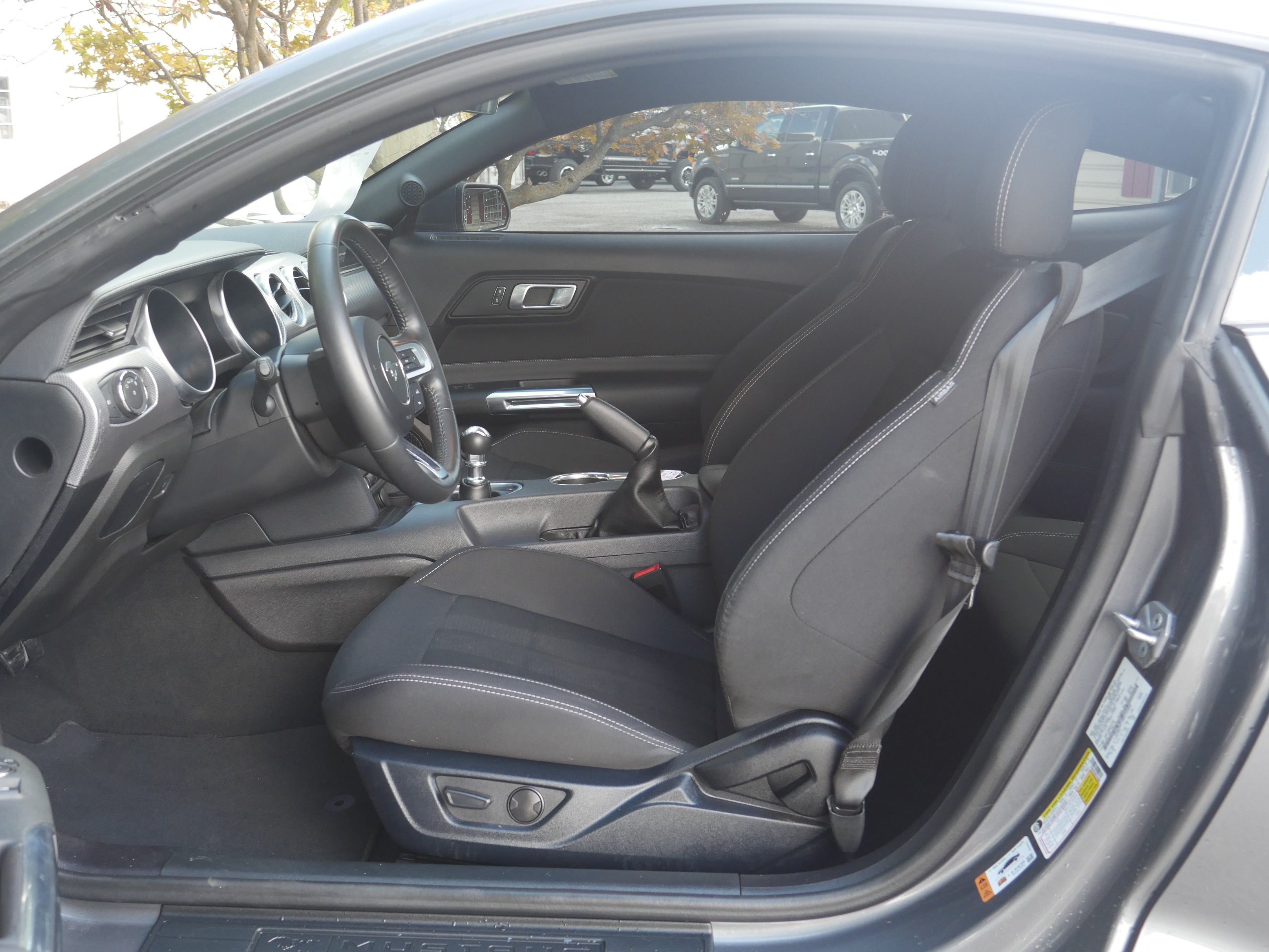 Certified 2021 Ford Mustang GT RWD image 3