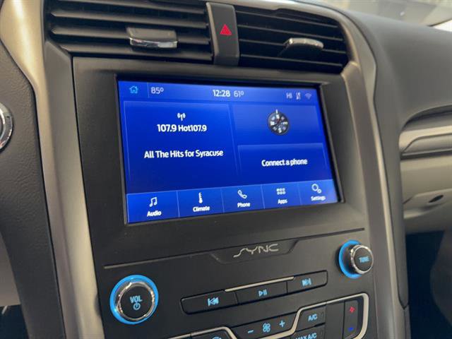 Certified 2020 Ford Fusion SE image 9