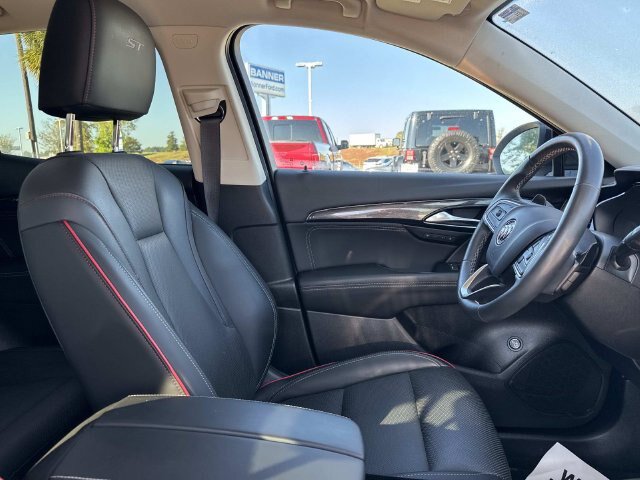 Used 2023 Buick Envision Essence w/ Sport Touring Package AWD/4WD image 12