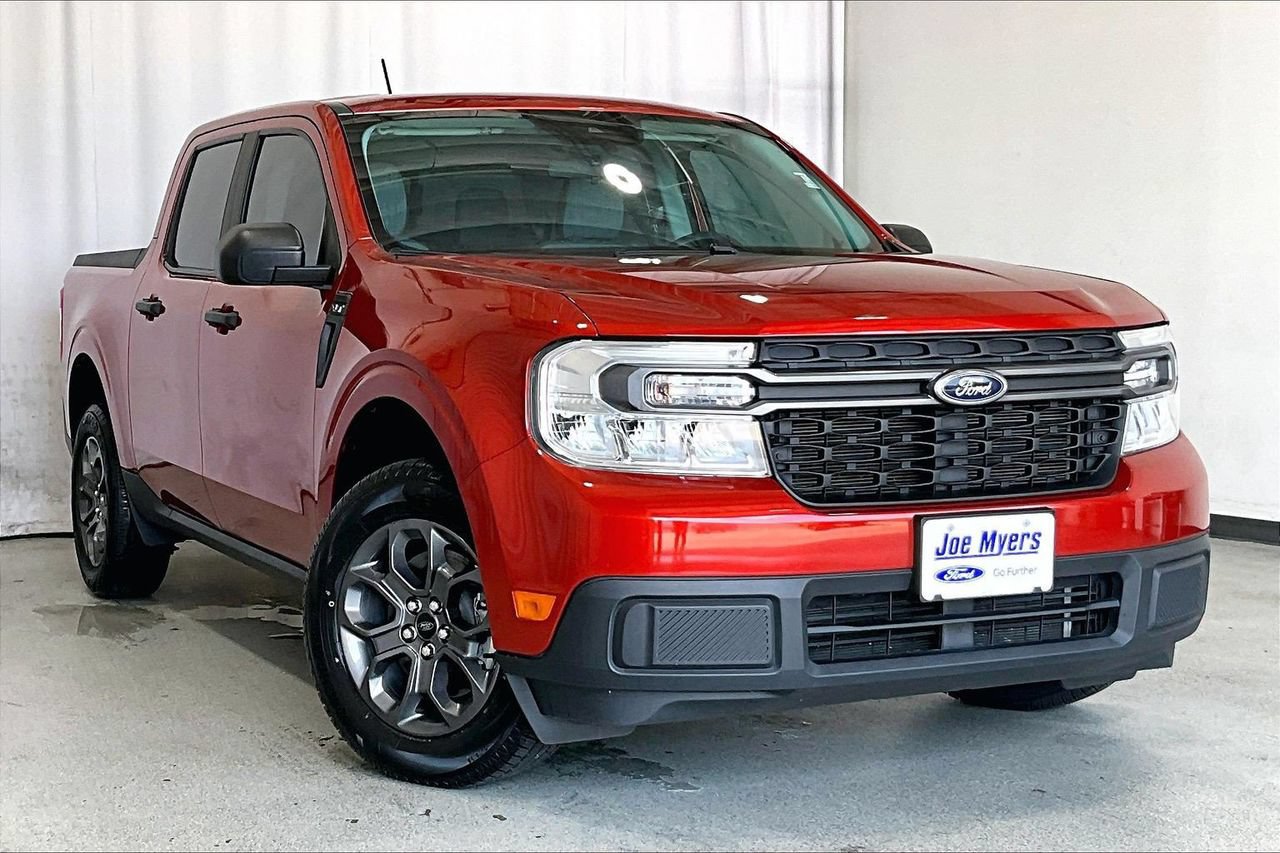 Certified 2023 Ford Maverick XLT FWD image 1