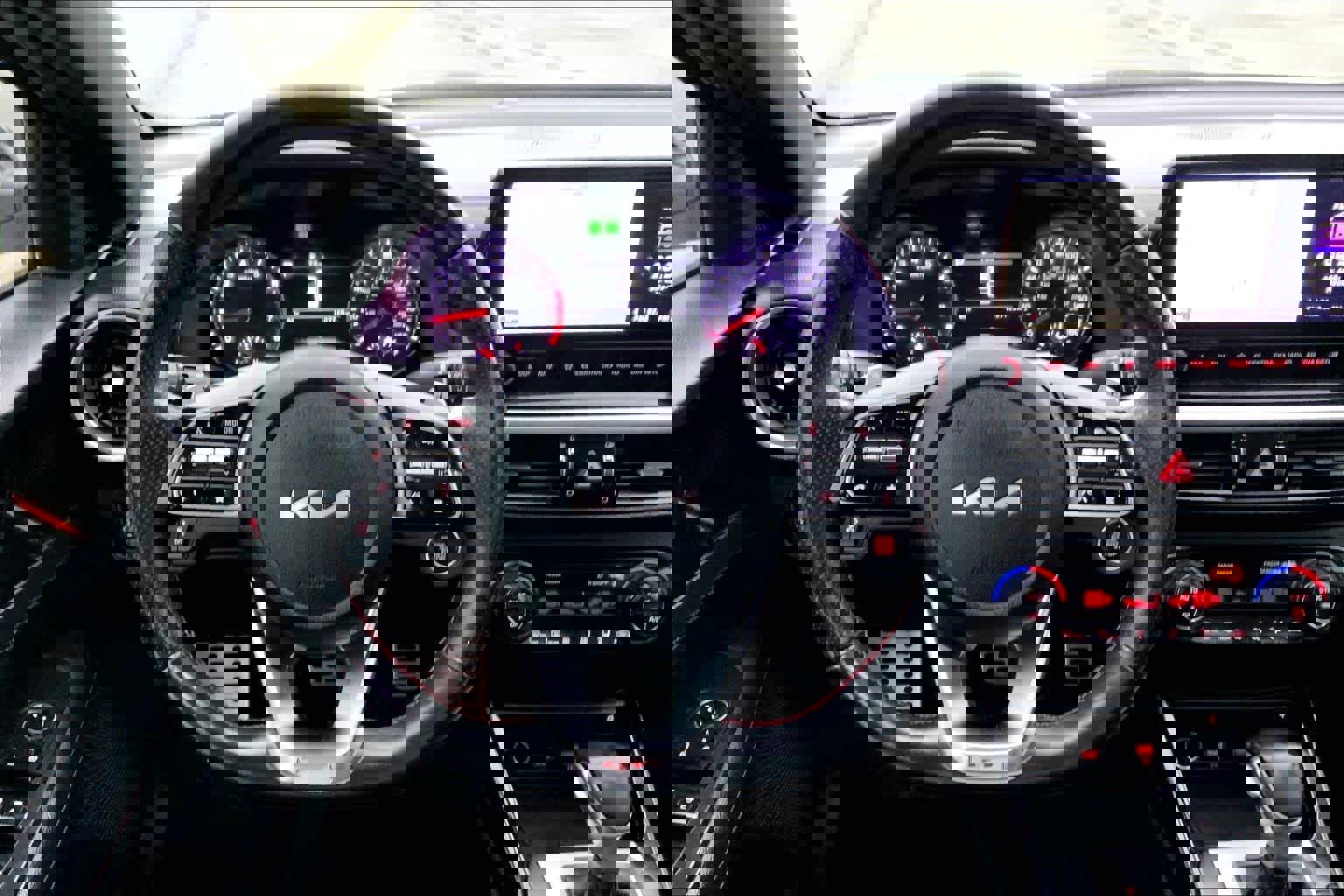 Used 2022 Kia Forte GT w/ GT2 Package image 7