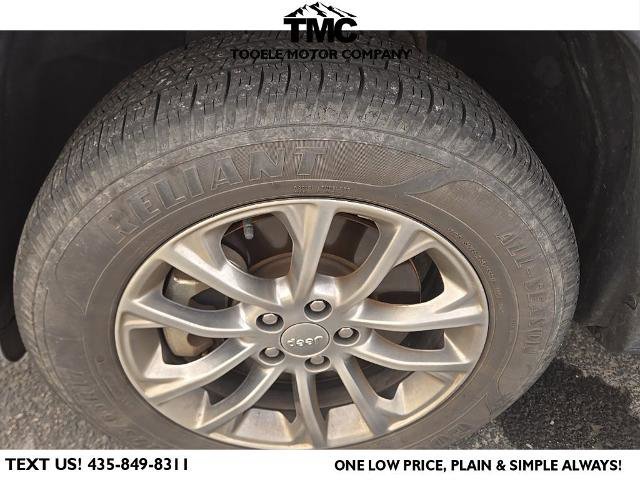 Used 2021 Jeep Cherokee Latitude Plus image 8