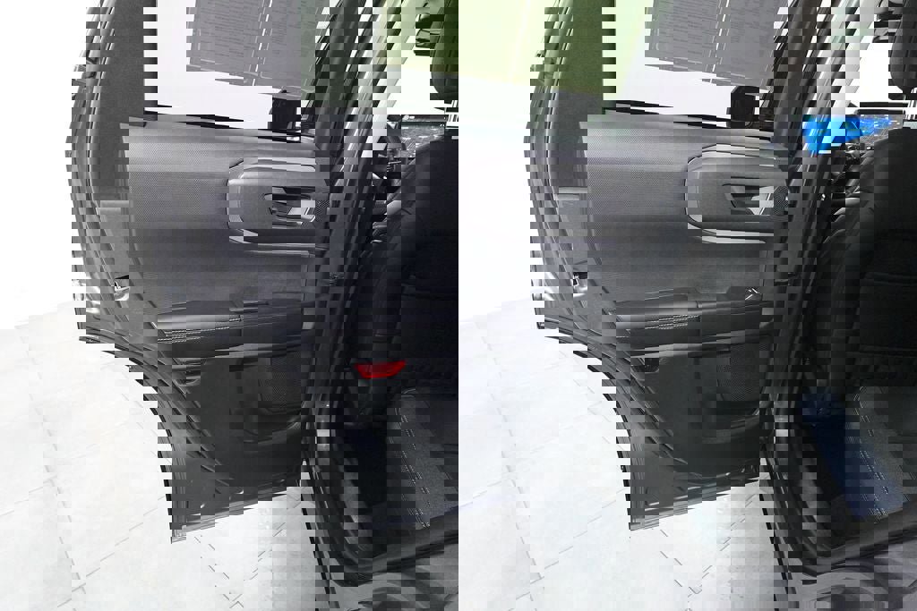 Certified 2025 Ford Bronco Sport Outer Banks w/ Outer Banks Tech Package+ image 24