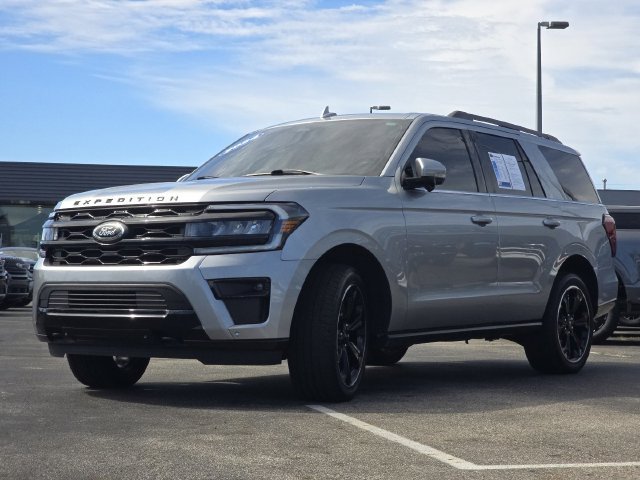 Certified 2024 Ford Expedition Limited AWD/4WD image 13