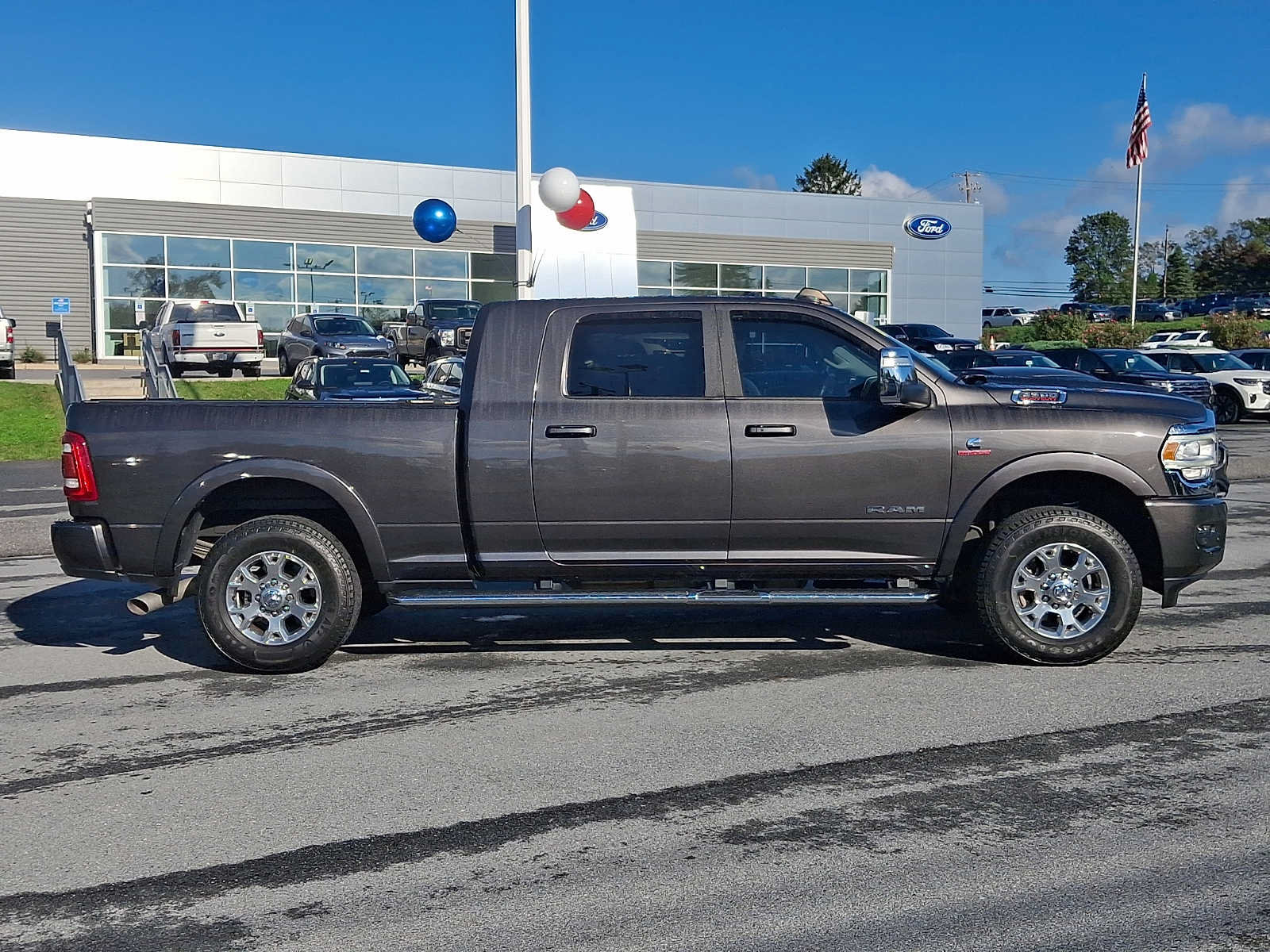 Used 2024 RAM 3500 Laramie w/ Safety Group AWD/4WD image 7