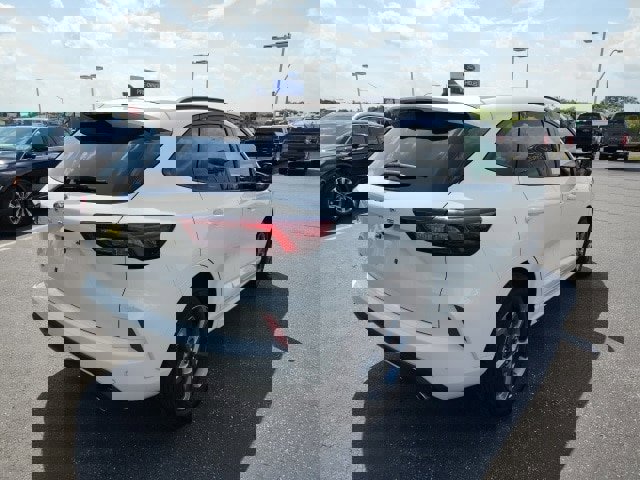 Certified 2024 Ford Escape ST-Line w/ Tech Pack #1 image 4